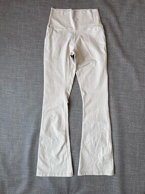 OFFLINE by Aerie Flare Leggings Womens M Ivory High Rise Yoga Pants Pockets